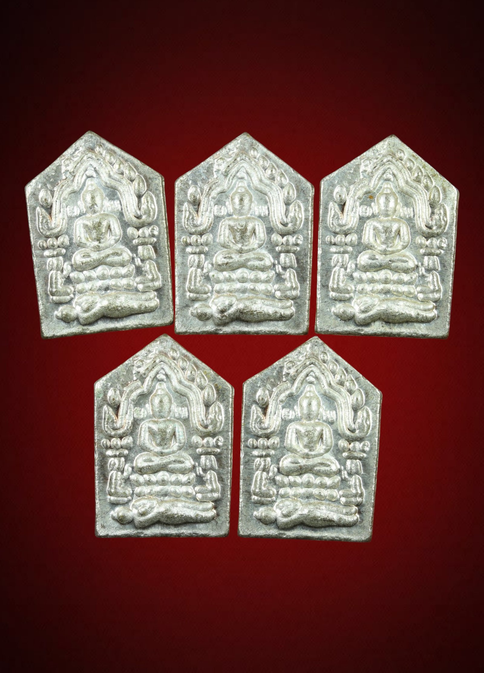 5 องค์ขุนแผนน้อย เนื้อนวะโลหะพรายเงิน ของหลวงปู่เขียน ปุญญกาโม สำนักสงฆ์ป่าช้ายางขึ้นก จ.อุบลราชธานี ปี 2559