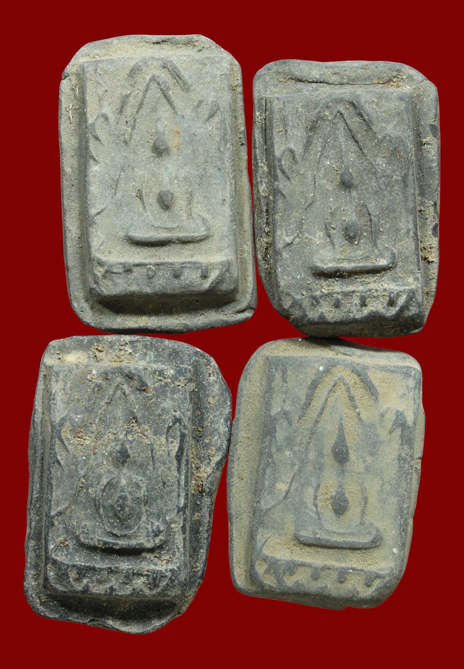 4 องค์ พระกรุวัดคู้บอน ปี 2481 เนื้อดิน กรุงเทพมหานครฯ (หลวงปู่ทอง วัดราชโยธา) ปลุกเสก