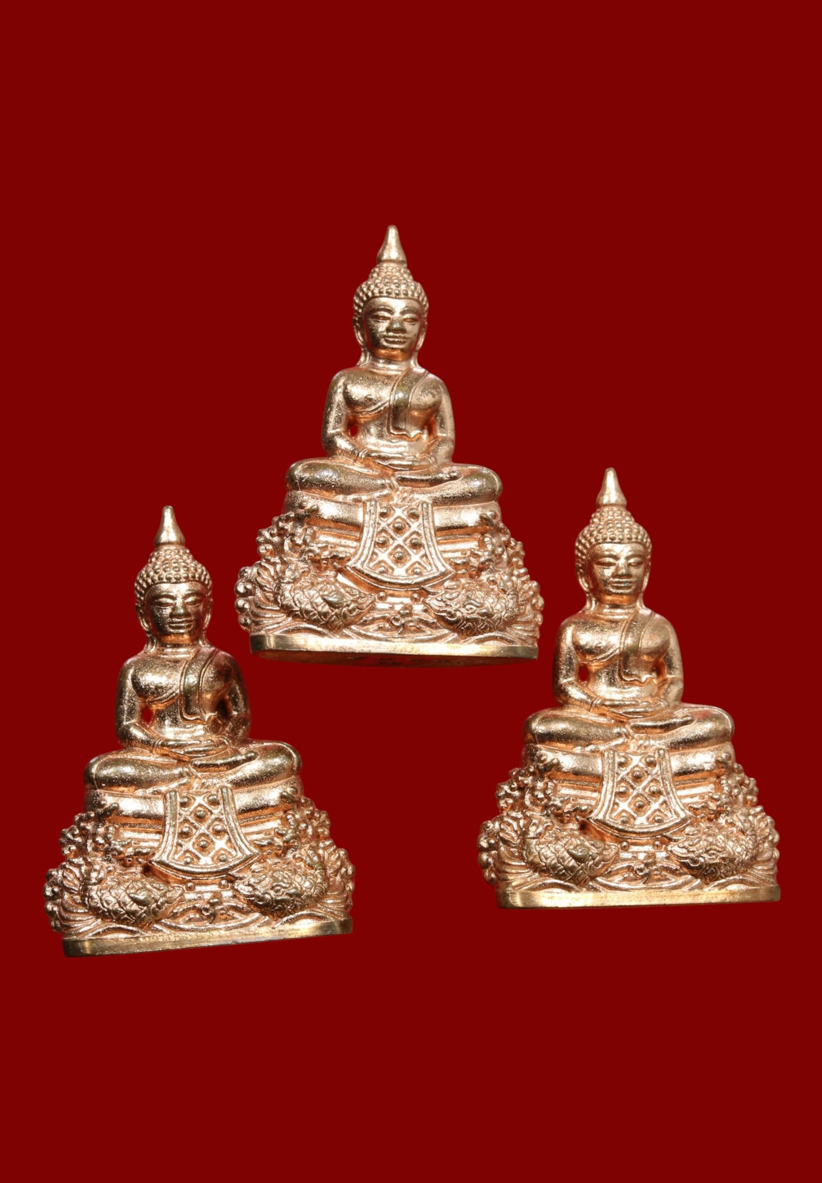 3 องค์ รูปหล่อลอยองค์ สร้างบารมี 100 ปี หลวงพ่อโสธร วัดโสธรวรารามวรวิหาร อำเภอเมืองฉะเชิงเทรา จังหวัดฉะเชิงเทรา